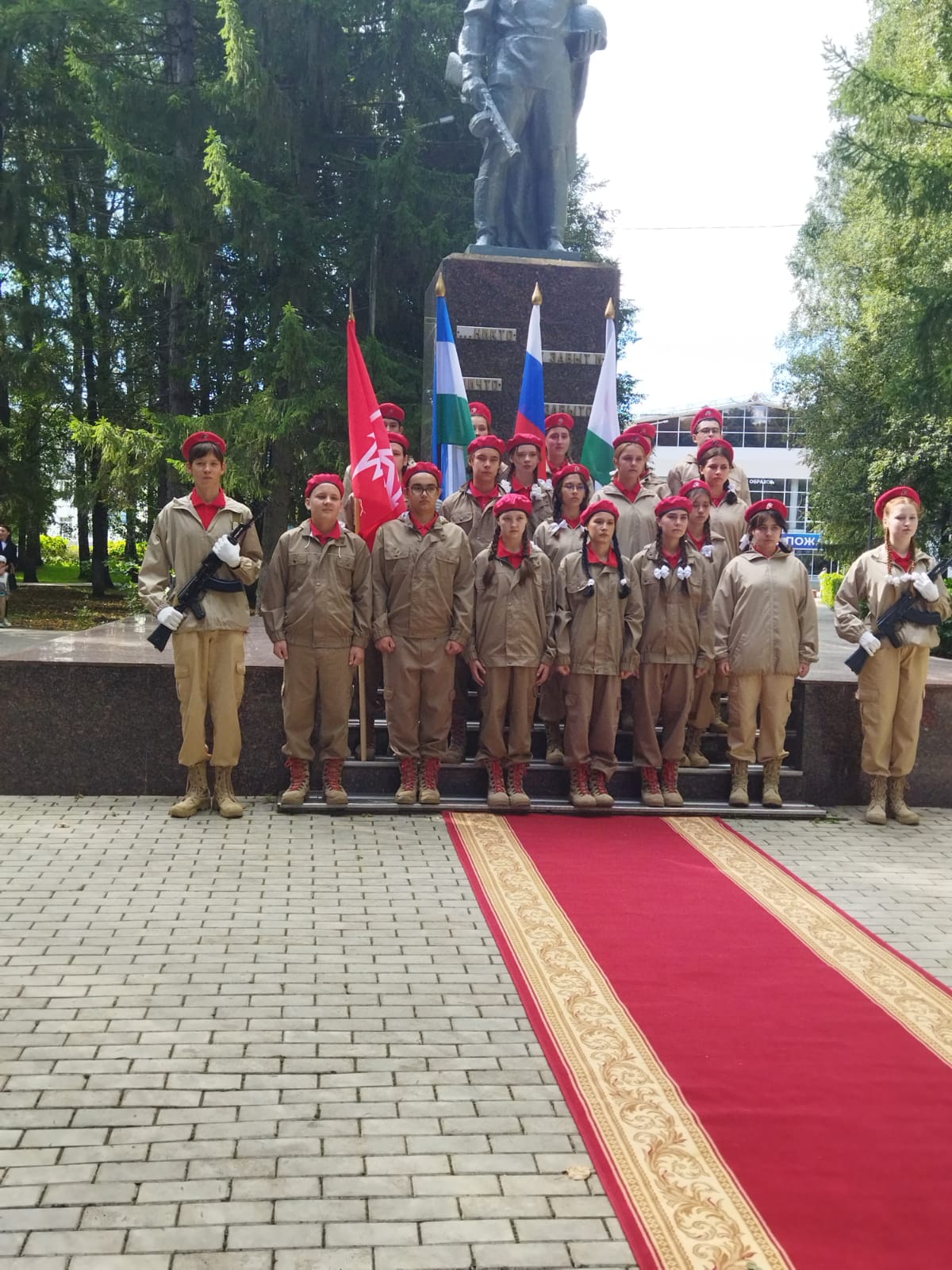 лллл